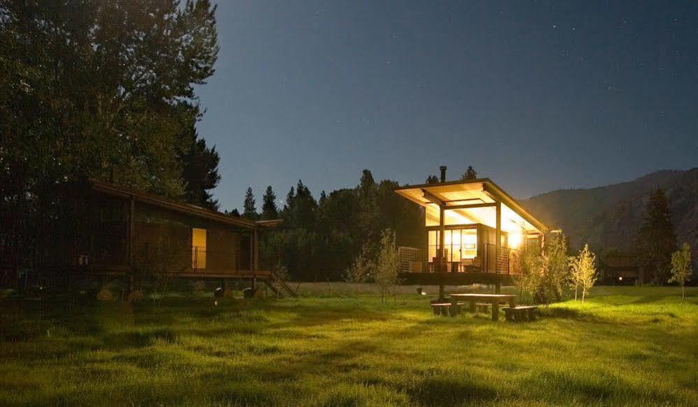 Rolling Huts Villa Mazama Ngoại thất bức ảnh